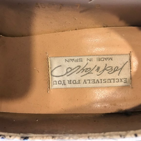 Lord Taylor shoes. Extremely worn - Picture 6 of 7